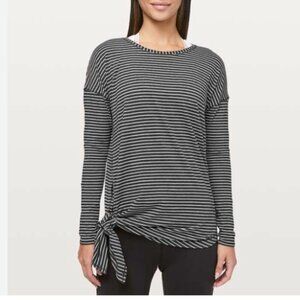 Lululemon To The Point Long Sleeve Top Black White Striped tie crew 6